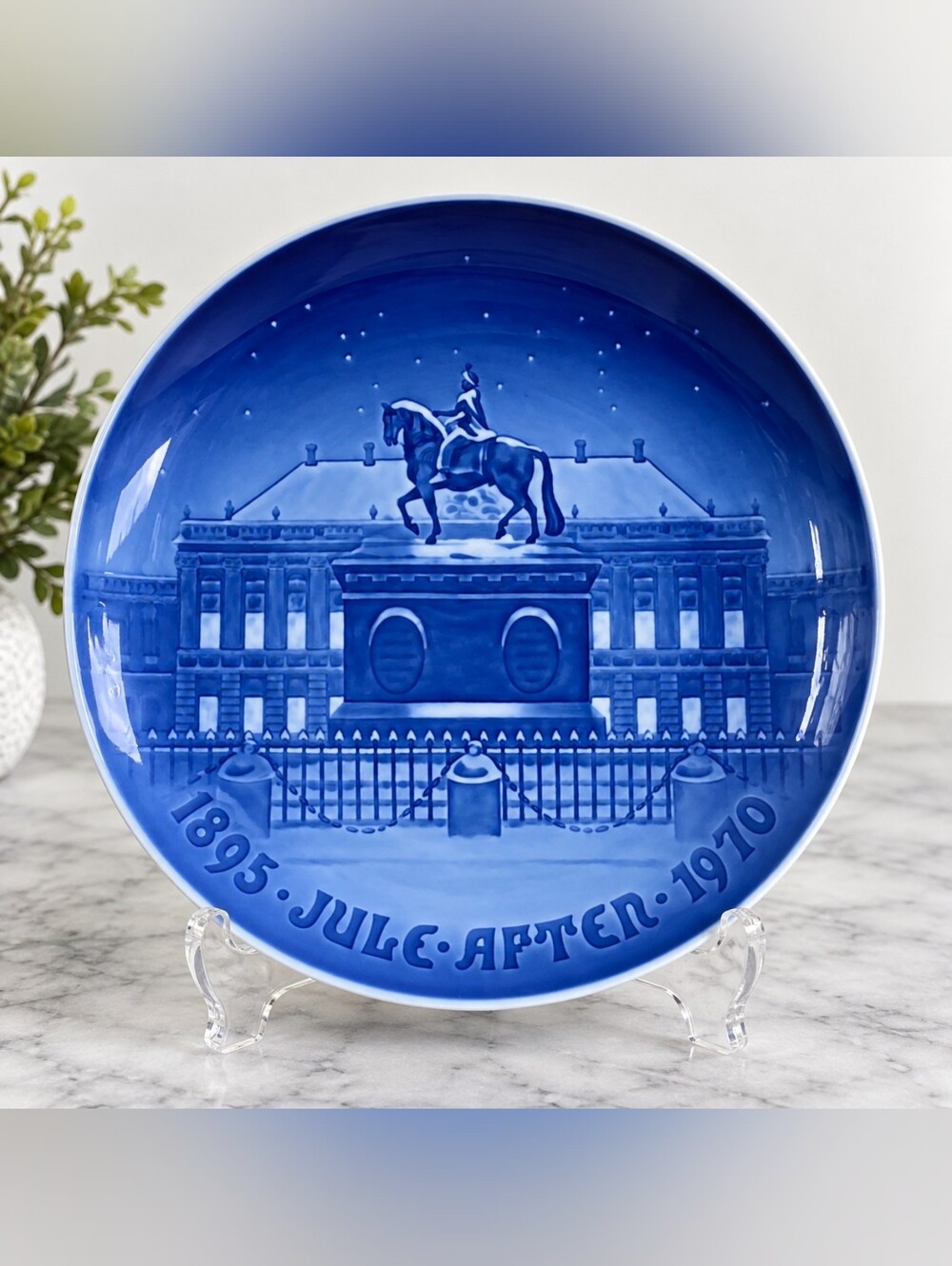 B&G 1970 Christmas Jubilee Plate Amalienborg Royal Palace Denmark 75th Anniv